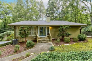 3400 Vienna Dozier Rd, Pfafftown, NC 27040