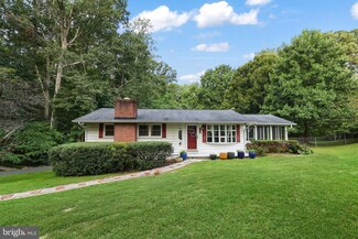 12371 Henderson Rd, Clifton, VA 20124