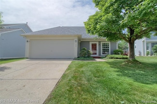 41404 Belden Cir, Novi, MI 48377