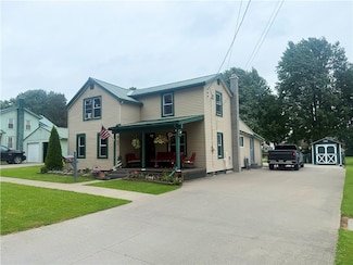 24 Stark St, Waterloo, NY 13165