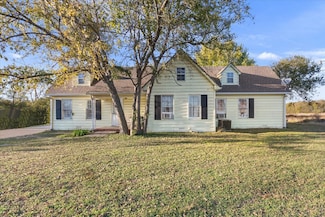 1601 E Texas Ave, Mart, TX 76664