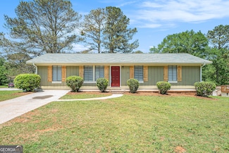 898 Doeskin Dr NW, Conyers, GA 30012