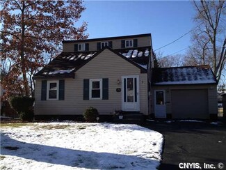 134 Ford Dr, Syracuse, NY 13212
