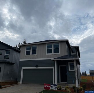 491 Greencrest (#5) St NE, Salem, OR 97301