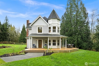 19010 Friday Creek Ln, Burlington, WA 98233