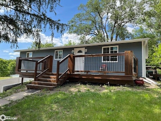 321 W Clay St, Osceola, IA 50213