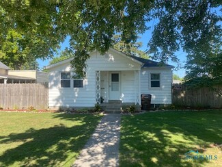 1216 Emory St, Defiance, OH 43512