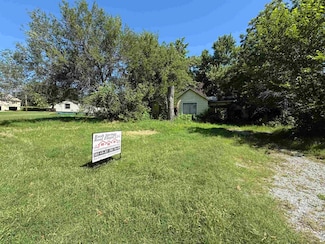 607 Comanche Ave, Rush Springs, OK 73082