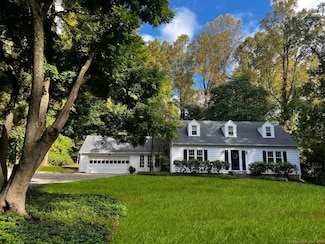 144 Hawks Hill Rd, New Canaan, CT 06840