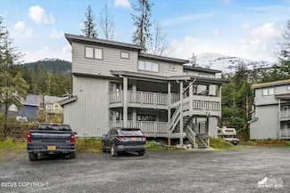 303 Crystal Mountain Rd Unit B3, Anchorage, AK 99587