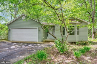 1203 Confederate Dr, Locust Grove, VA 22508
