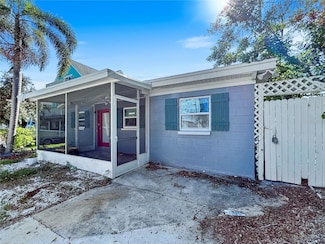 1214 Bayshore Blvd, Indian Rocks Beach, FL 33785