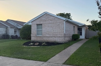 10255 Carolina Oaks Dr, Dallas, TX 75227