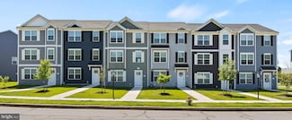 31 Deatrick Dr, Gettysburg, PA 17325