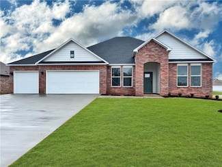 3001 Hattie Ln, Lowell, AR 72745