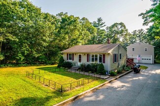 22 Weaver St, West Wareham, MA 02576