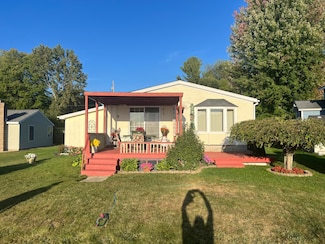 12515 Rosemary Ave, Grant, MI 49327