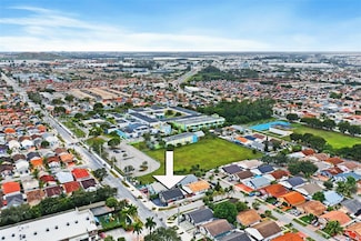 7416 W 32nd Ave, Hialeah, FL 33018
