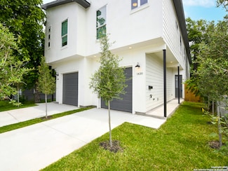1430 Hays St, San Antonio, TX 78202