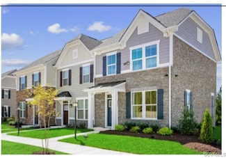 2211 Palm Ct, Sandston, VA 23150