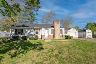 16 Locust St, Westfield, MA 01085
