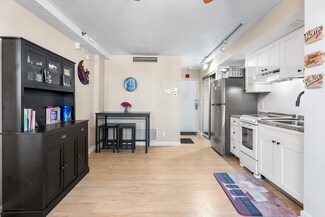 70 Southbridge St Unit 701, Worcester, MA 01608