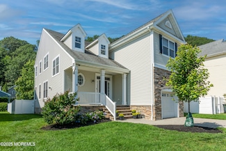 343 Shore Dr, Highlands, NJ 07732