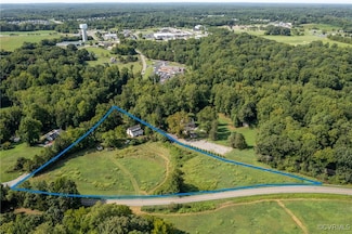 1744 Saint Matthews Ln, Rockville, VA 23146