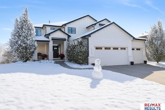 2313 S 220th Cir, Elkhorn, NE 68022