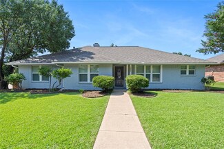 1942 E Branch Hollow Dr, Carrollton, TX 75007