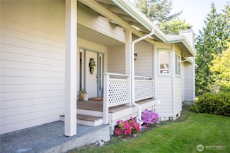 2016 Creekside Ln, Anacortes, WA 98221