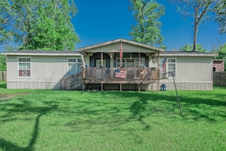 5019 Magnolia Ln, Old River-Winfree, TX 77535