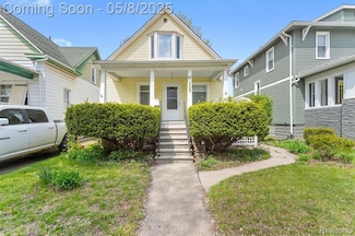 512 Poplar St, Wyandotte, MI 48192