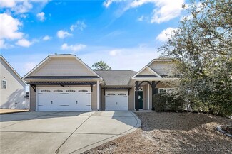 31 Laurel Dr, Spring Lake, NC 28390