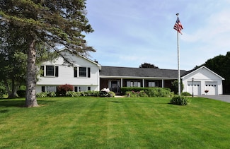 8 Green Meadow Acres, Vergennes, VT 05491