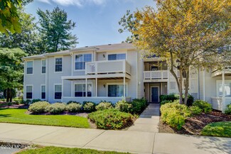 562 Applewood Ct, Howell, NJ 07731