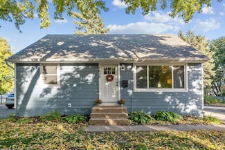5630 Sumter Ave N, Minneapolis, MN 55428