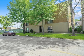 3423 Ridgeland Ave Unit 304, Berwyn, IL 60402