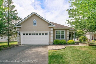 22 Hidden Lake Cir, Barnegat, NJ 08005