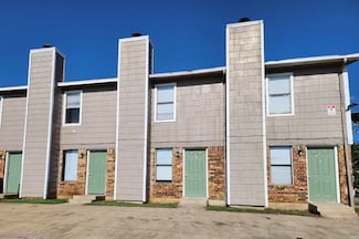 3200 Mclean St, Fort Worth, TX 76103