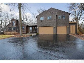 4550 4550 Enchanted Dr, Shorewood, MN 55364