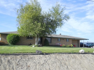 1691 Arrowsmith Rd, Sunnyside, WA 98944