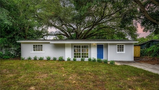 2313 2nd St SW, Vero Beach, FL 32962