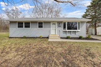 1506 Minns Dr, Machesney Park, IL 61115