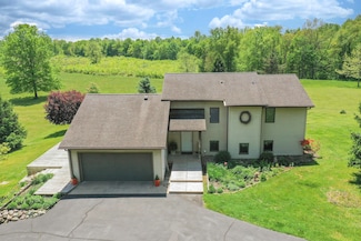 838 Able Rd, Buchanan, MI 49107