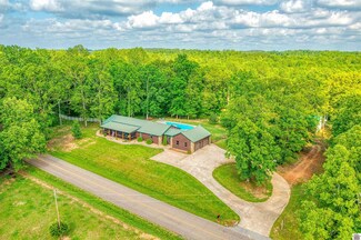 648 Mill Creek Rd, Puryear, TN 38251