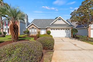 7 Citation Dr, Shalimar, FL 32579