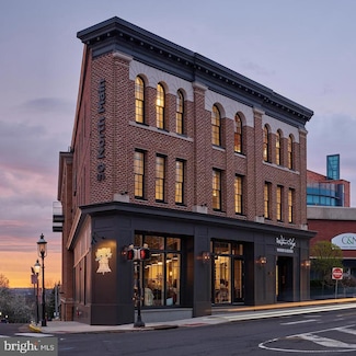 50 N Main St Unit 201, Doylestown, PA 18901