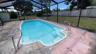 2580 68th Ave S, Saint Petersburg, FL 33712