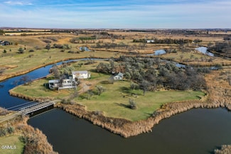 9900 5th Ave NE, Bismarck, ND 58501